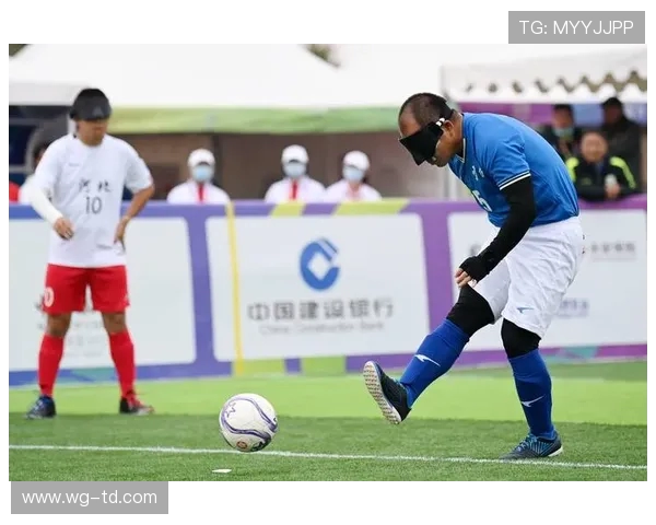 马赛足球俱乐部捐赠触觉艺术作品助力盲人感受比赛热情