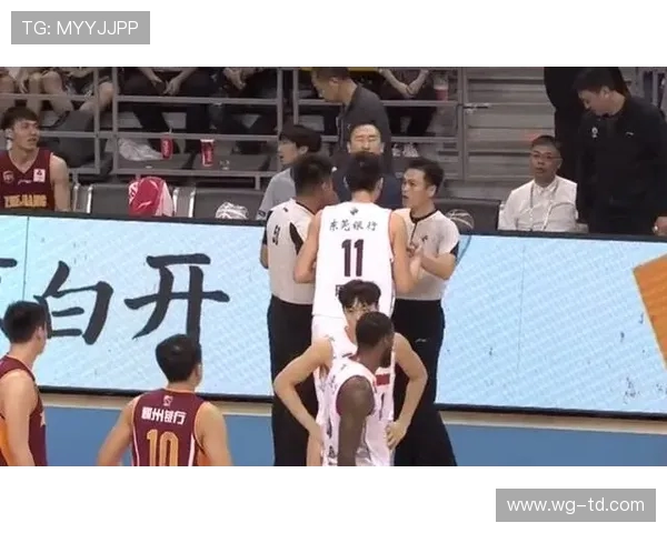 CBA篮球队老板背景及管理风格探讨